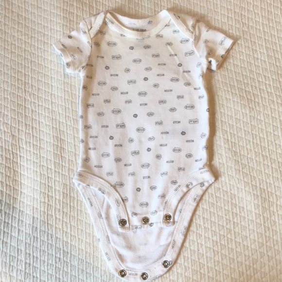 Carter’s Short Sleeve Onesies (SET OF 5) - Picture 6 of 9